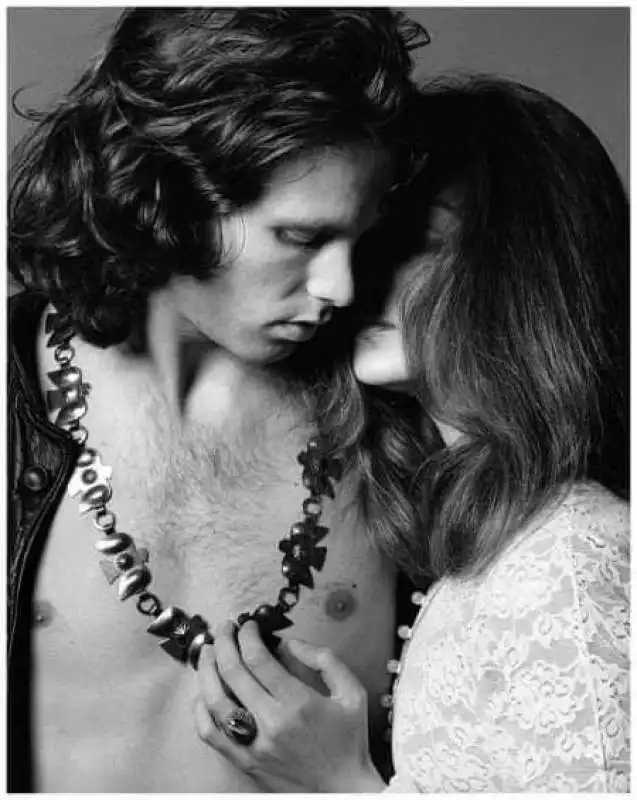 jim morrison donna mitchell vogue novembre 1967