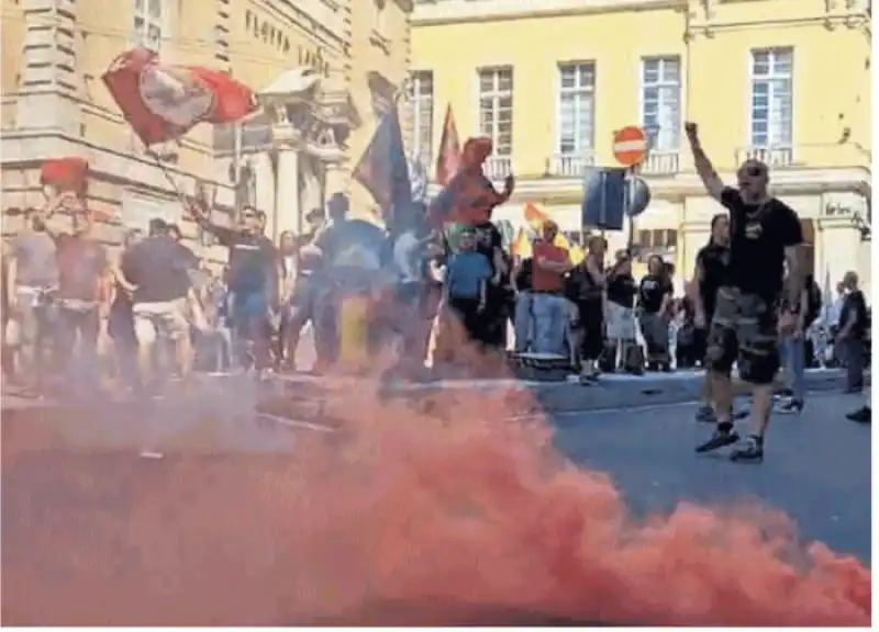 manifestazione a genova 2