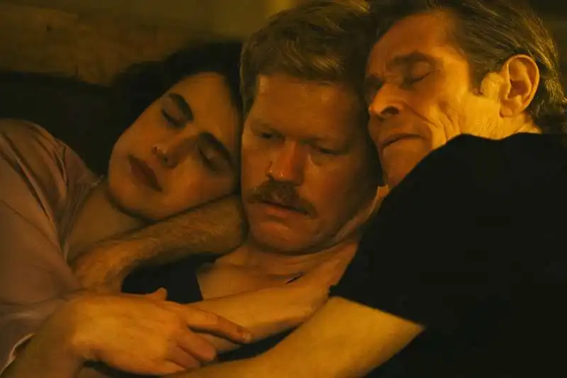 margaret qualley jesse plemons willem dafoe kinds of kindness