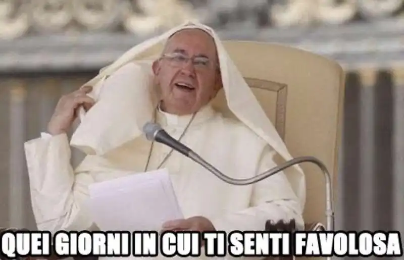 meme su papa francesco e la frociaggine   2