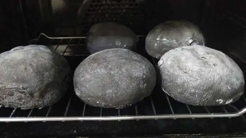 pane al nero di seppia