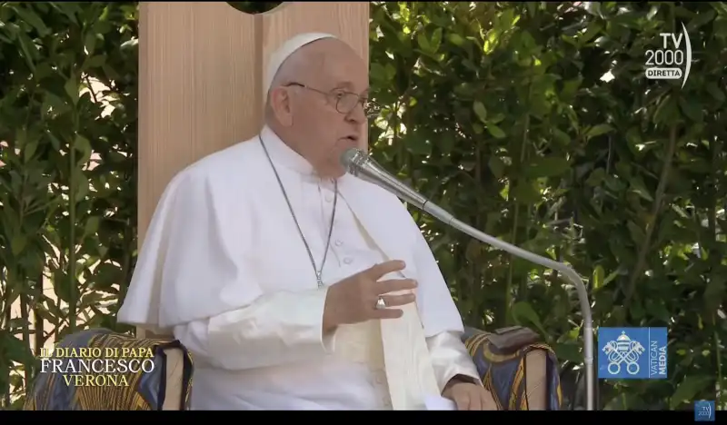 PAPA FRANCESCO A VERONA - INCONTRO ARENA DI PACE