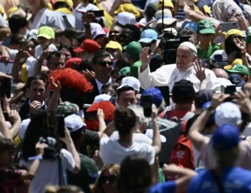 papa francesco alla giornata mondiale dei bambini 2