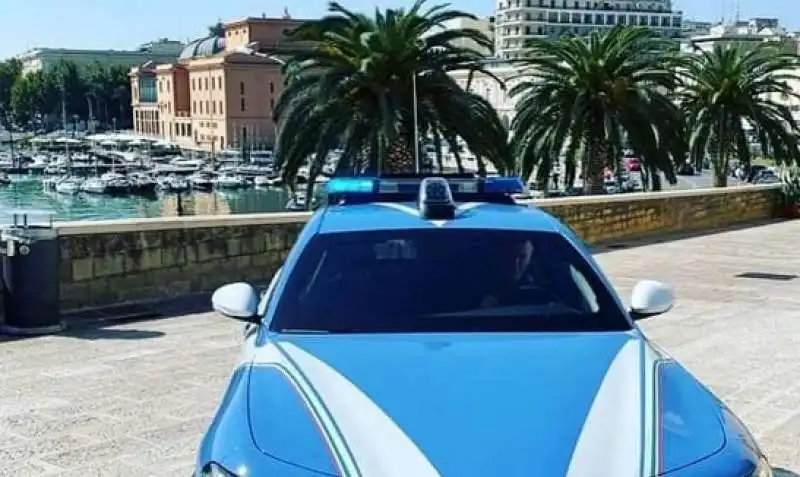 POLIZIA - BARI