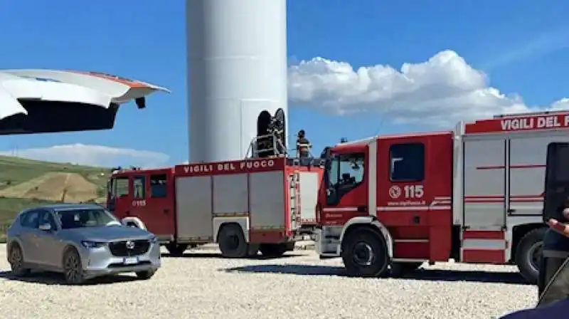 trapani operaio cade da una pala eolica e muore 1