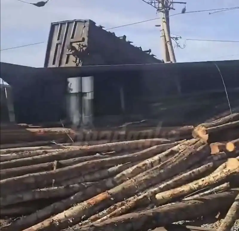 treno russo deragliato a volgograd   5