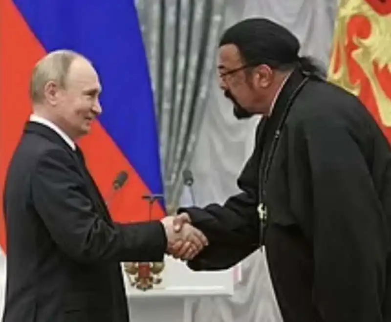 vladimir putin con steven seagal  