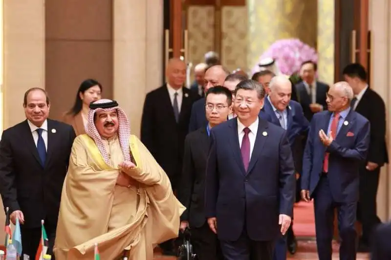 Xi Jinping - forum di cooperazione tra Cina e Stati arabi