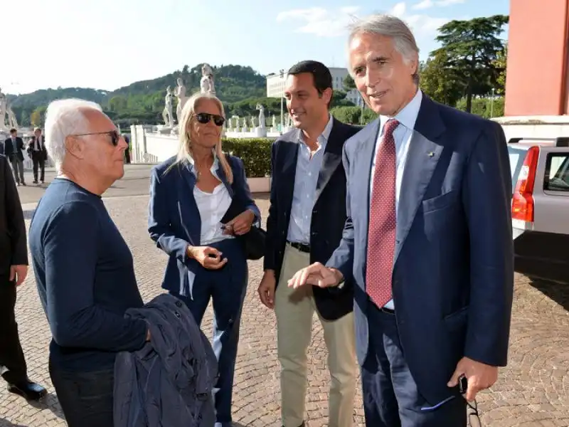 armani in visita foto mezzelani gmt 