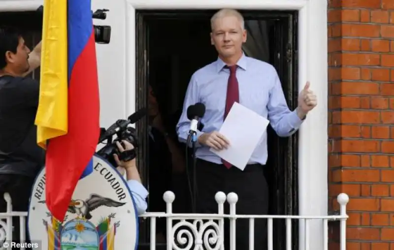 ASSANGE article CC B DC x 