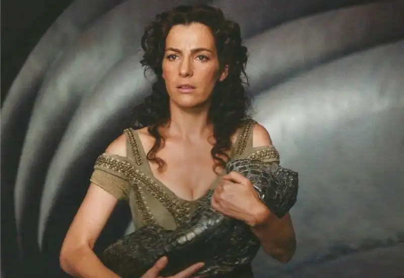 Ayelet Zurer in Man of Steel 