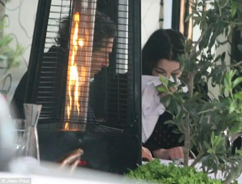 CHARLES SAATCHI LITIGA CON LA MOGLIE NIGELLA LAWSON 