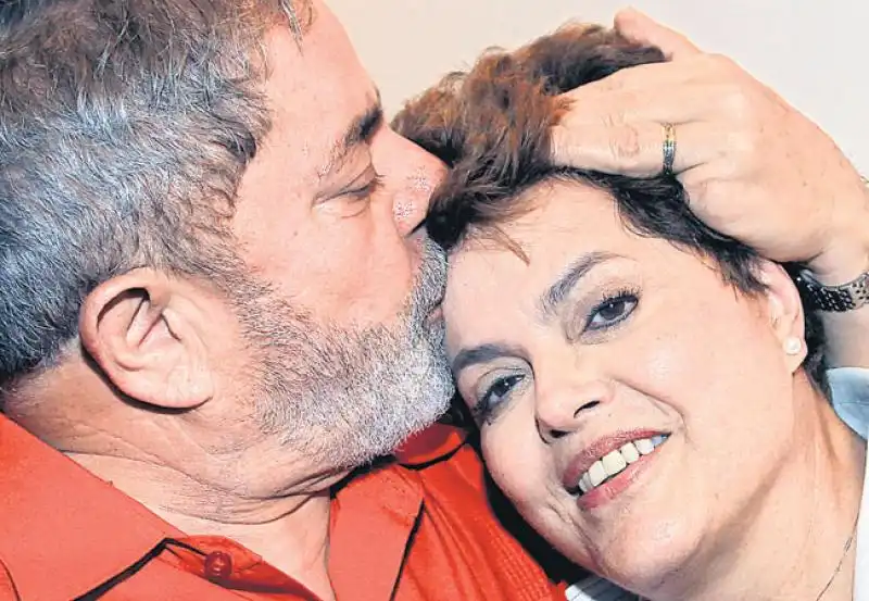 DILMA ROUSSEFF E LULA DA SILVA 