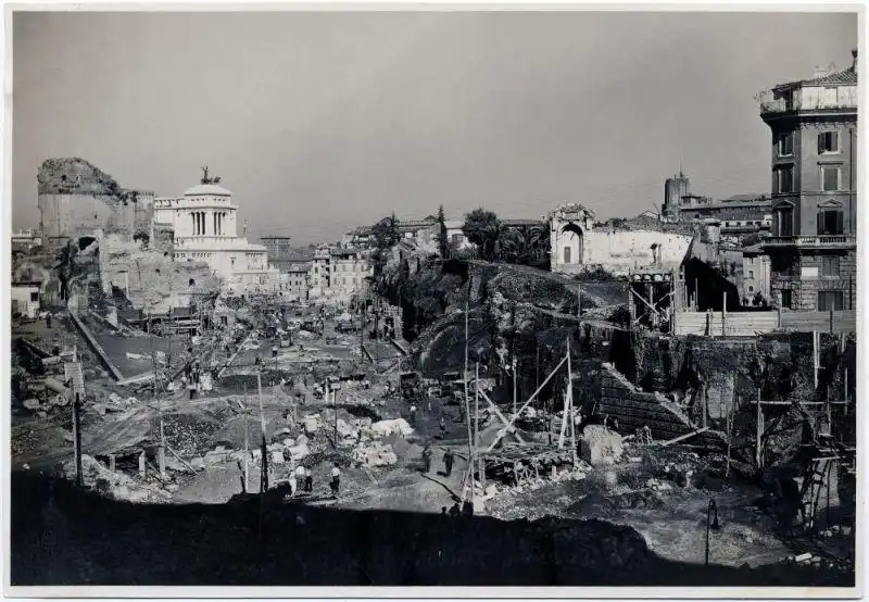 via dei fori imperiali 