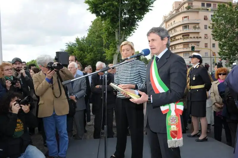 Gianni Alemanno e Maria Paola Trovajoli 