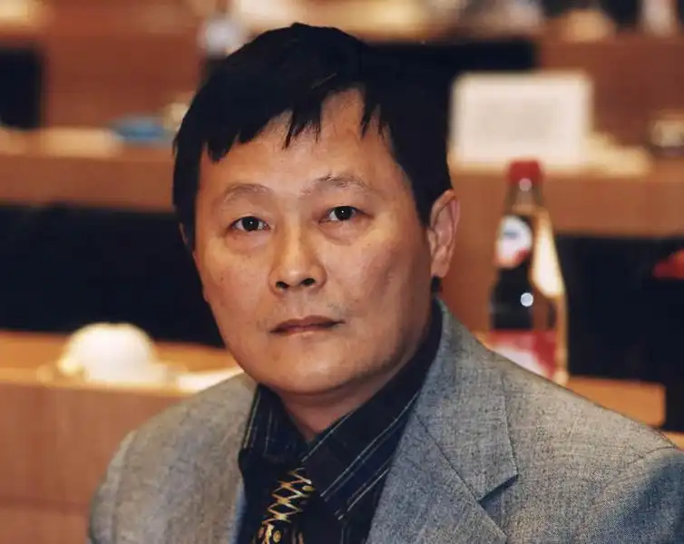 WEI JINGSHENG IN EUROPA 