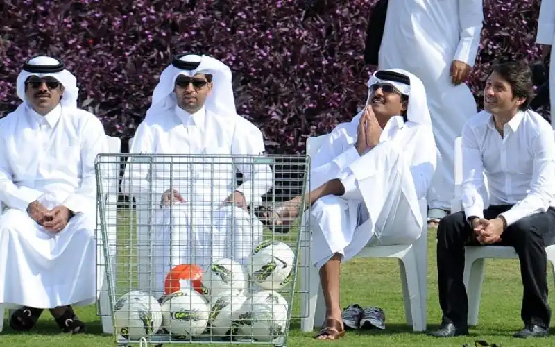 TAMIM AL THANI CON IL PARIS SAINT GERMAIN 