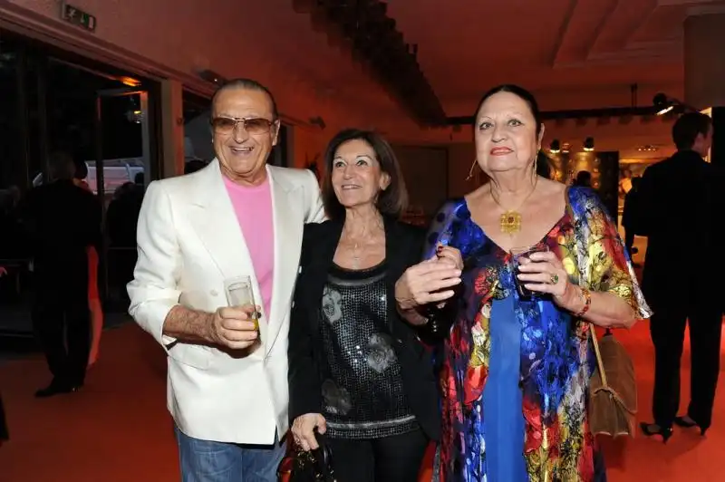 Tony Renis Rosanna Mani e Elettra Morini 