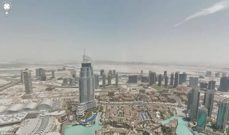 VISTA DAL BURJ KHALIFA IL GRATTACIELO PI ALTO DEL MONDO DA GOOGLE STREET VIEW 