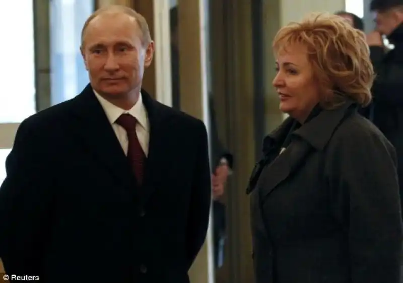 VLADIMIR PUTIN E LYUDMILA 