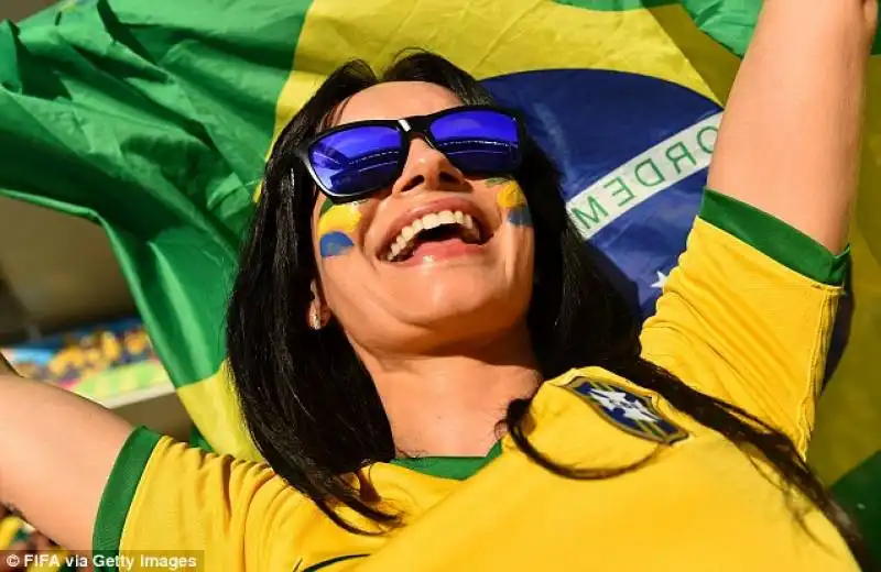 bellezze brasiliane allo stadio