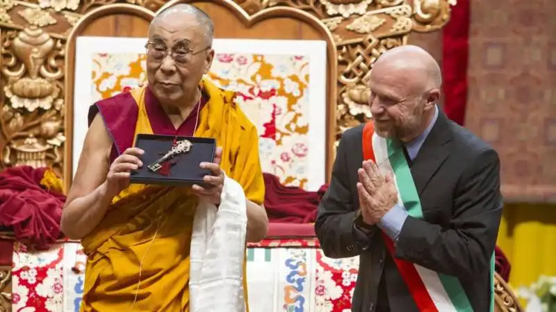 DALAI LAMA E NOGARIN 