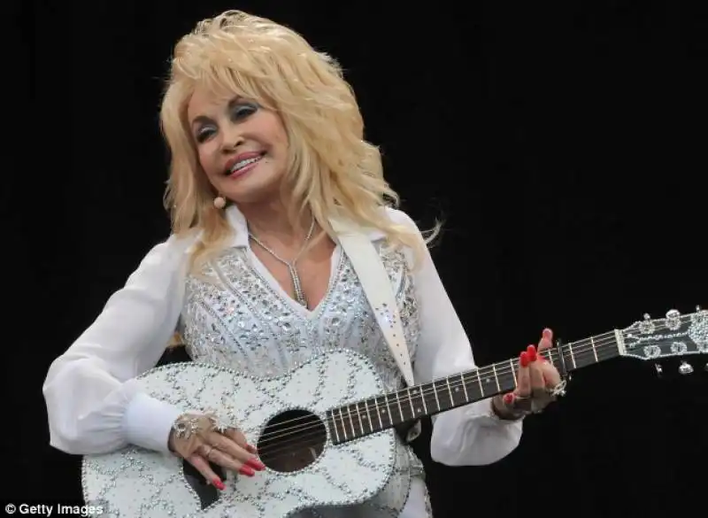 dolly parton regina del country