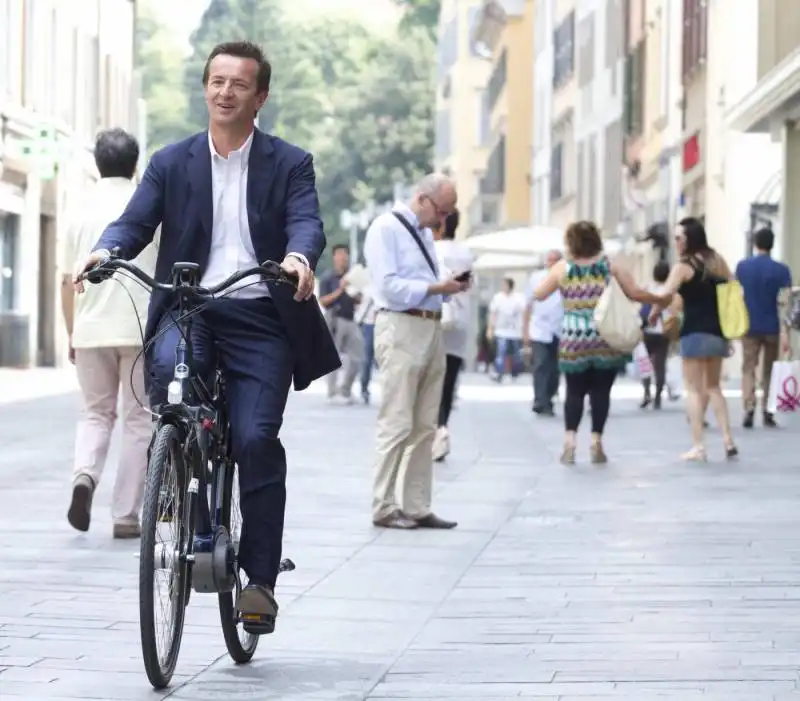 giorgio gori in bicicletta