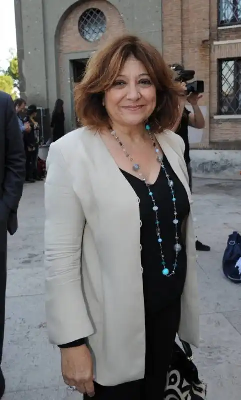 laura delli colli