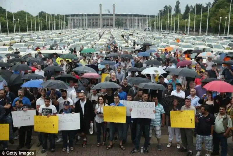 manifestazione anti uber a berlino