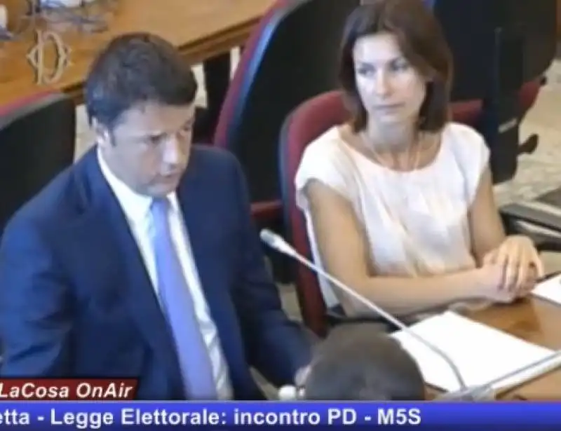 matteo renzi e alessandra moretti all incontro con i grillini