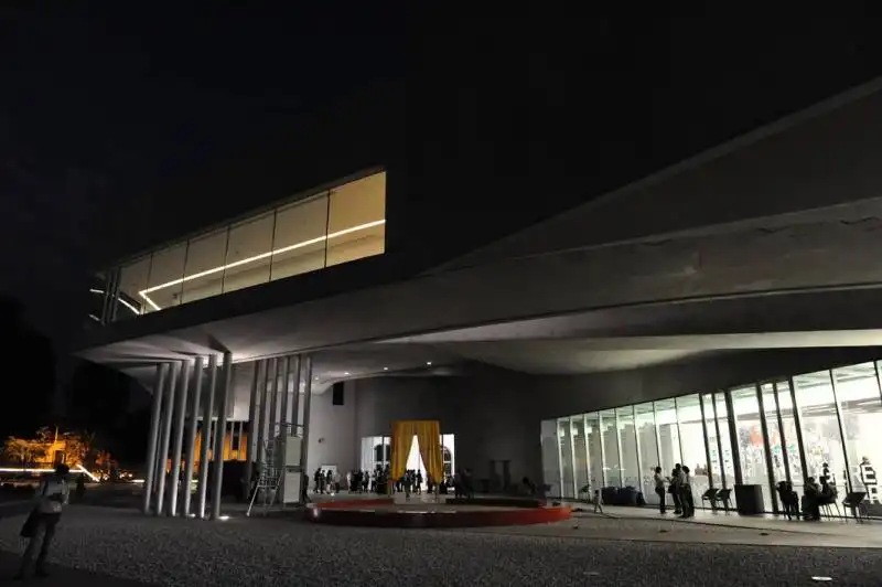 maxxi di sera