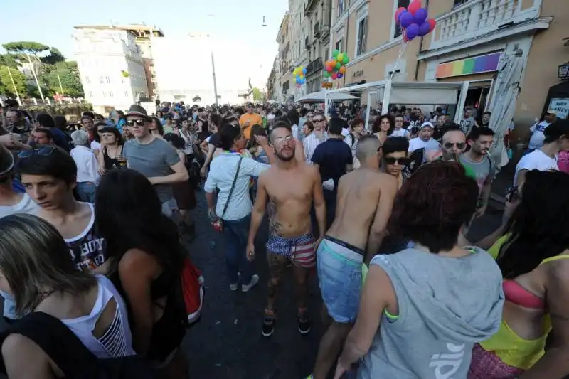 pride party alla gay street 