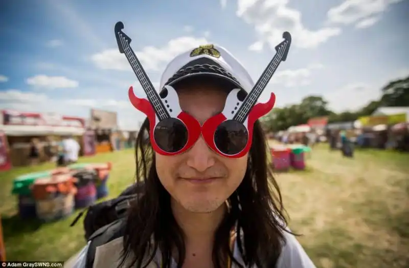 pronti al festival di  glastonbury