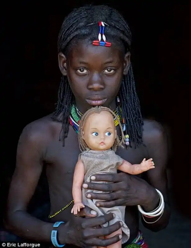 ragazzina del villaggio di soba