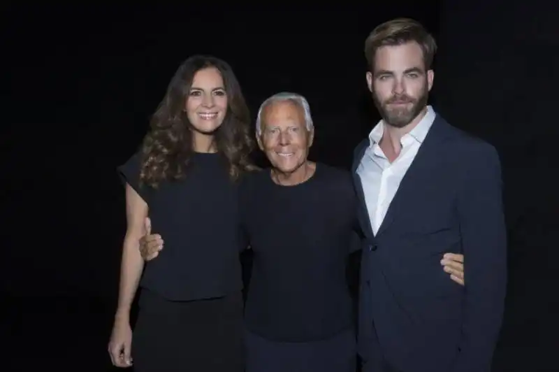 roberta e giorgio armani con chris pine