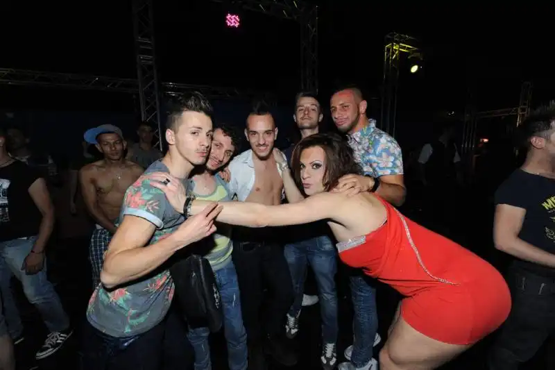 tutti al pride party (7)