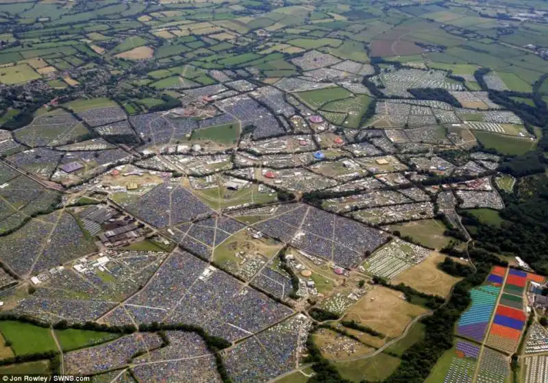 vista aerea di glastonbury