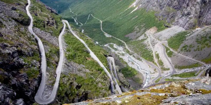 14   trollstigen