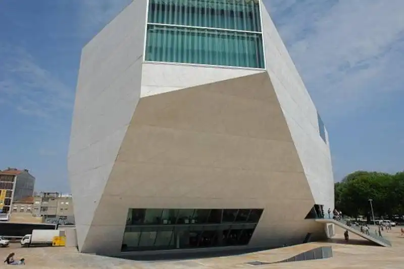  7. casa da musica (porto, portugal)