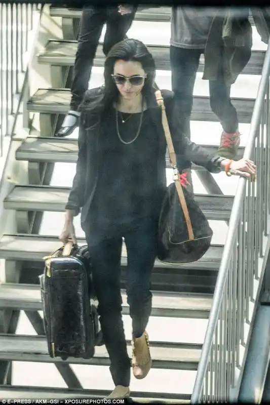 angelina jolie aeroporto