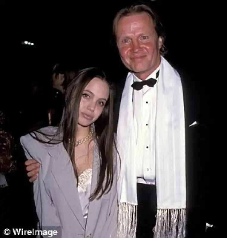 angelina jolie jon voight