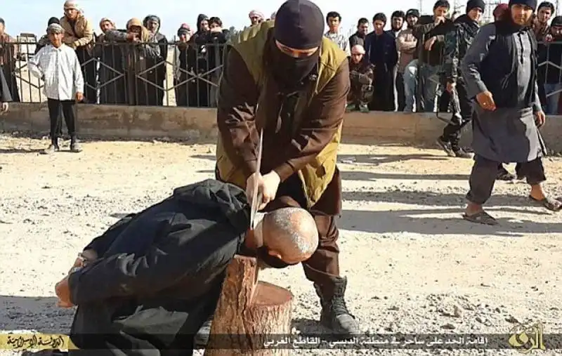 decapitazione a raqqa