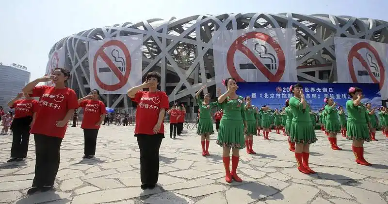 DIVIETO DI FUMO IN CINA 