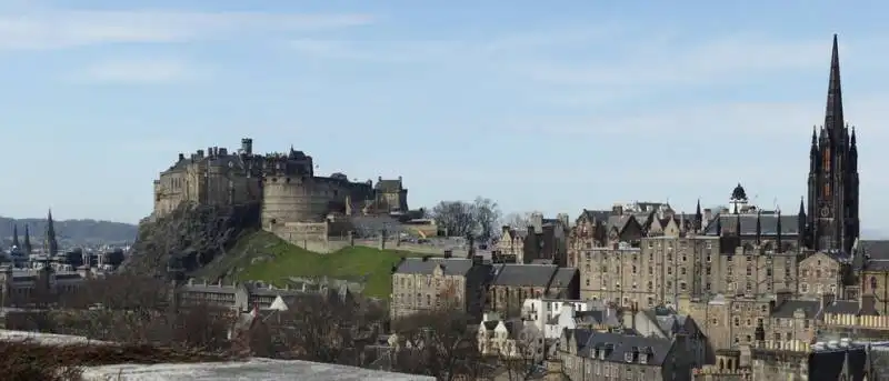 edinburgh castle