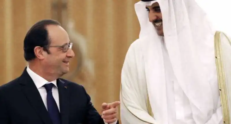 francois hollande con l emiro del qatar tamim al thani