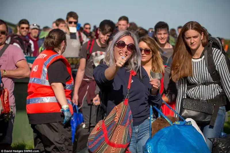 glastonbury festival 16