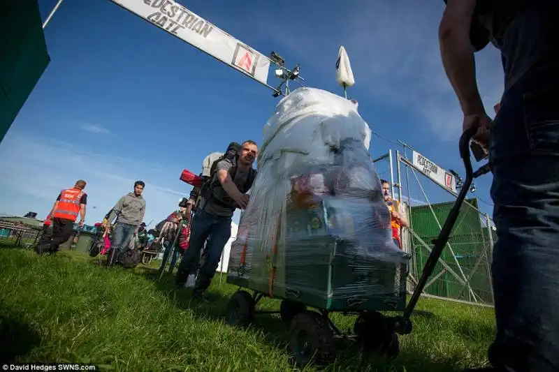 glastonbury festival 25