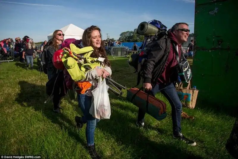 glastonbury festival 27