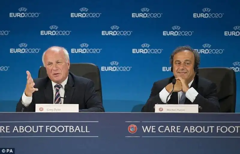 greg dyke e michel platini uefa